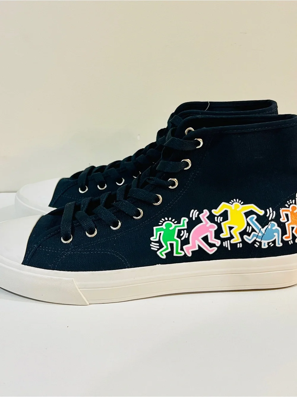 NEW Keith Haring x H&M Black High Top Sneakers Colorful Dancing Figures 10.5